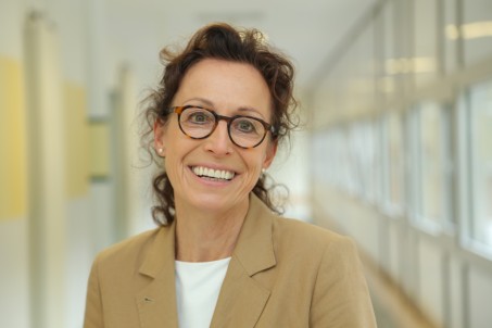 Portrait: Beate Niehaus (Leiterin Krankenpflegeschule)